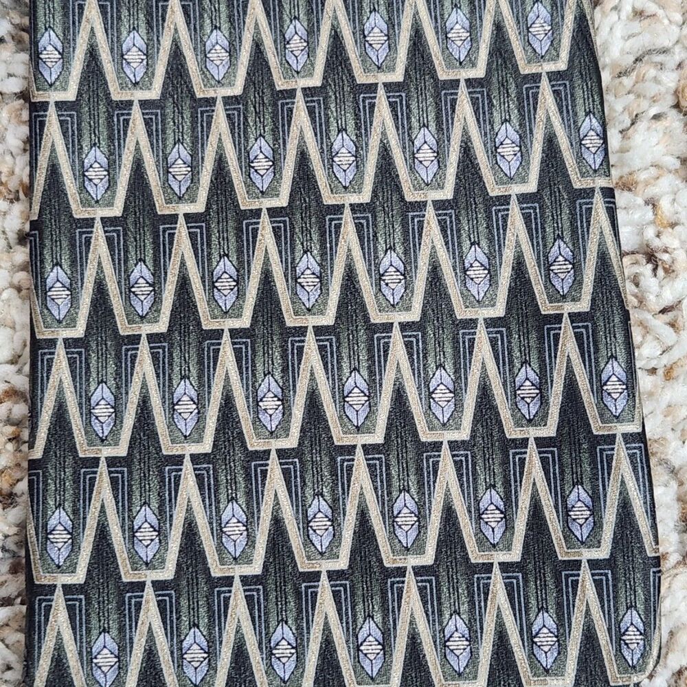Stafford Green Geometric Silk Tie - Picture 3 of 5